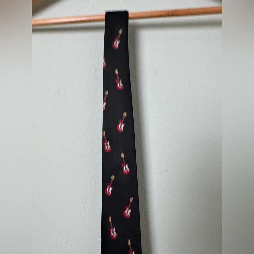 Lord & Taylor Guitar Musician Rock N Roll Tie Novelty Print 100%‎ Silk Tie